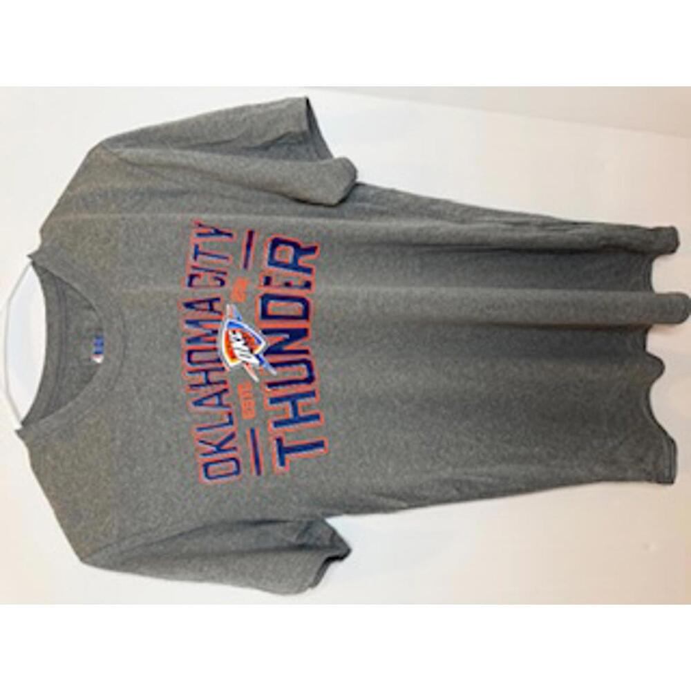NBA Oklahoma City Thunder gray t-shirt child small